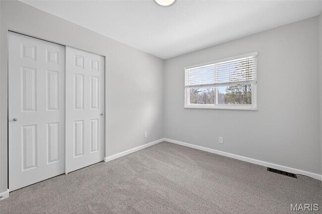 Building Photo - 1203 Dorne Dr