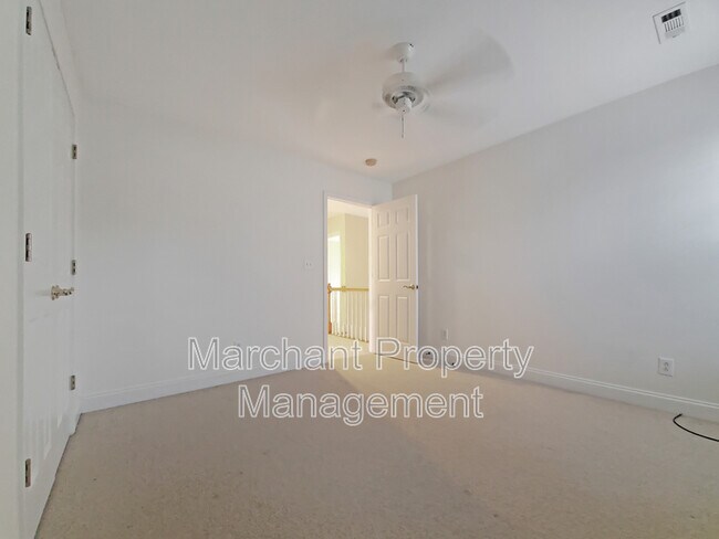 Building Photo - 11 Tupelo Ct