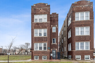 Building Photo - 1547 S Kolin Ave