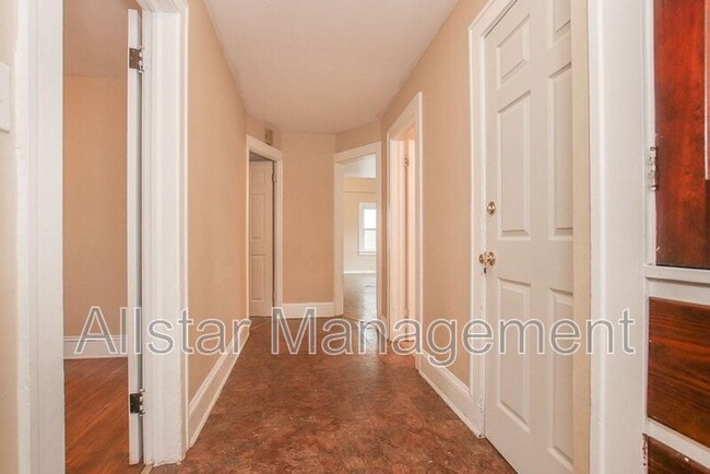 Building Photo - 7508 Theota Ave