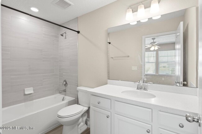 Building Photo - 12692 Josslyn Ln