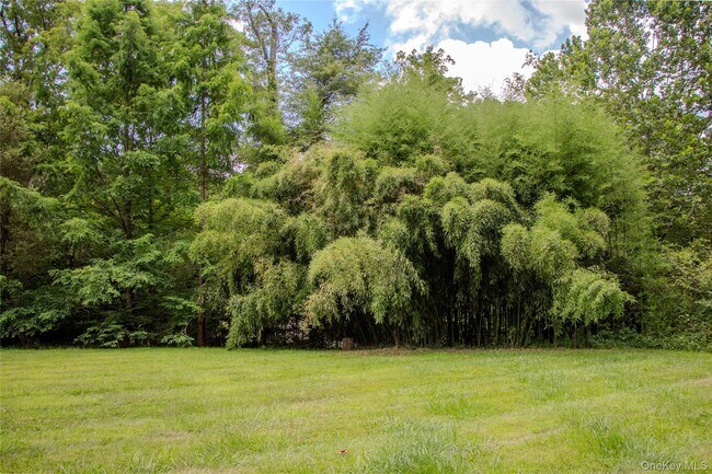 Building Photo - 14 Ledge Rock Ct