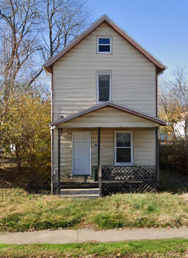 Primary Photo - 2 Bedroom Canton Home for Rent