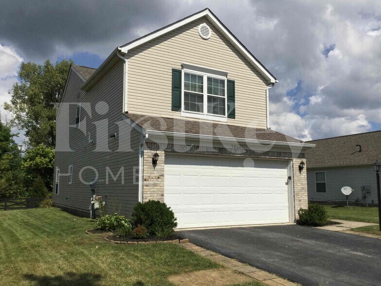 Building Photo - 7944 Birch Creek Dr
