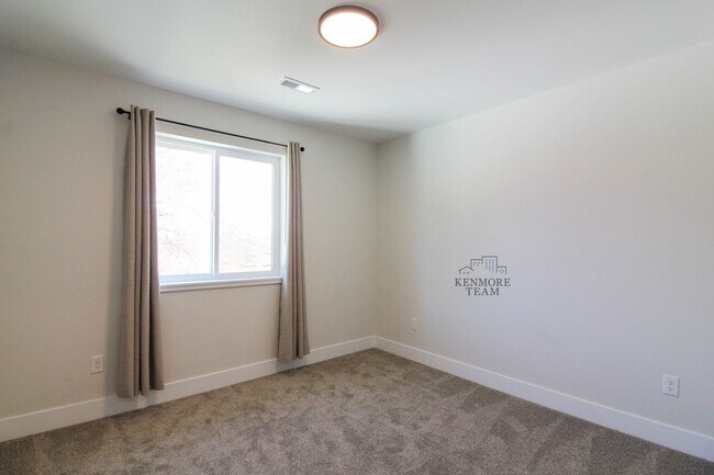 Building Photo - New Construction! 3 Bed/2.5 Bath in Pasco