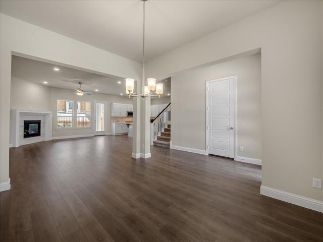 Building Photo - 420 Water's Edge Drive