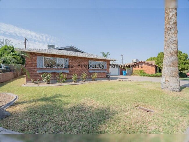 Primary Photo - 3619 W Stella Ln