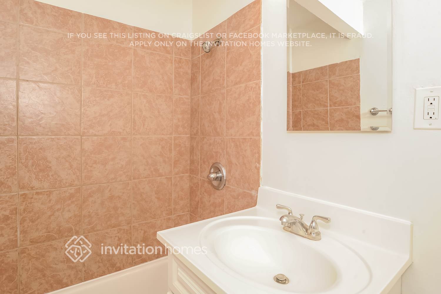 Building Photo - 1118 S Exmoor Ave