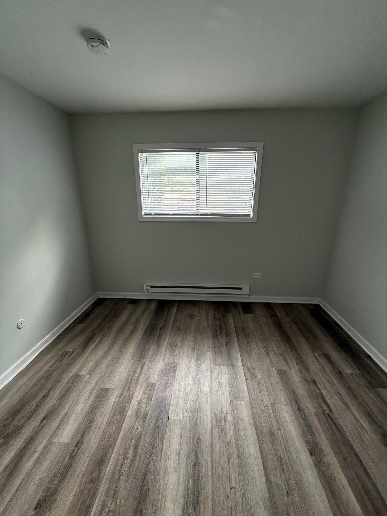 2nd Bedroom - 514 Spruce Dr