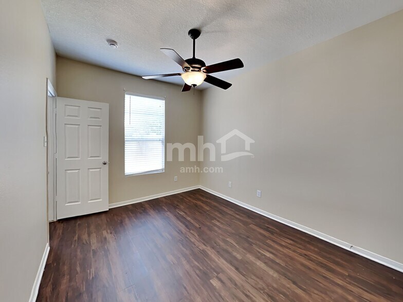Building Photo - 17907 Juniper Green Trl
