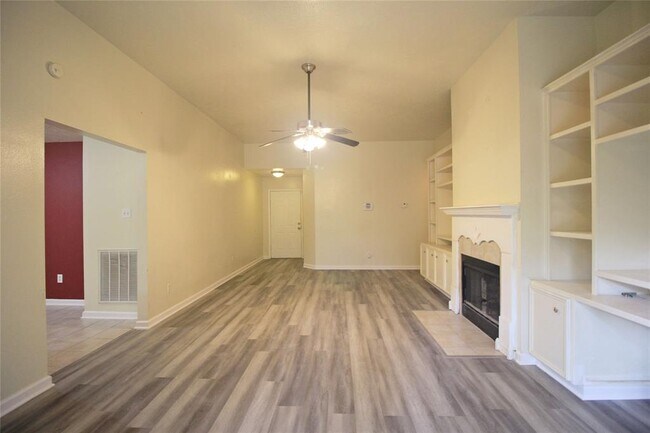 Building Photo - 21826 Raven Tree Ct