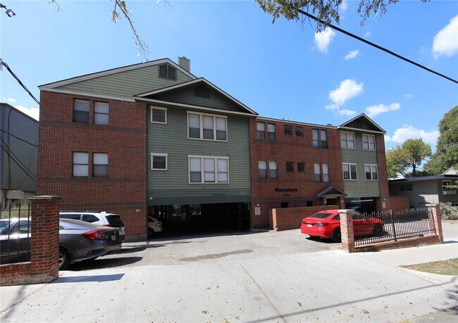 Primary Photo - 2706 Salado St