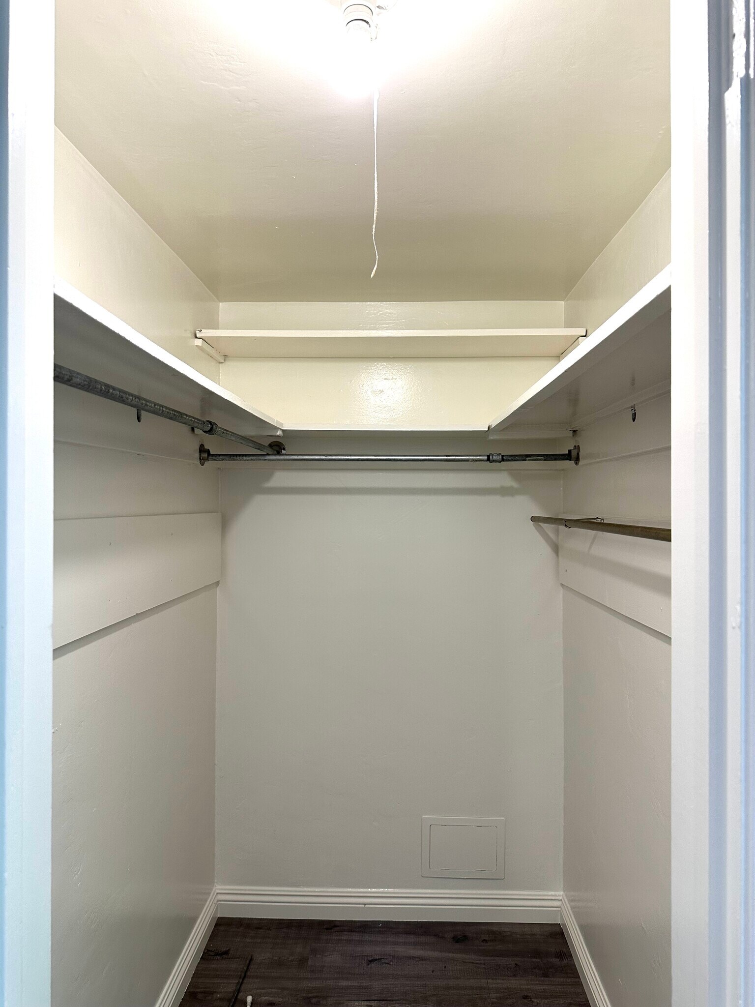 Closet - 4353 Verdugo Rd