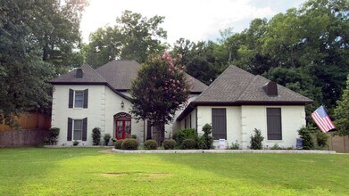 Building Photo - 10138 Gillespie Oak Dr