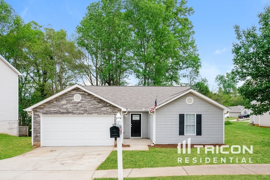 Primary Photo - 203 Coldsprings Ct