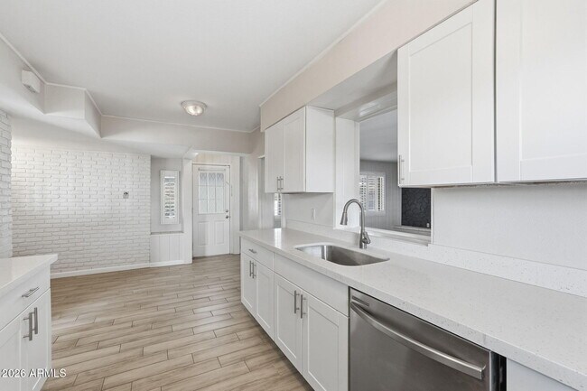 Building Photo - 2401 N 66th St