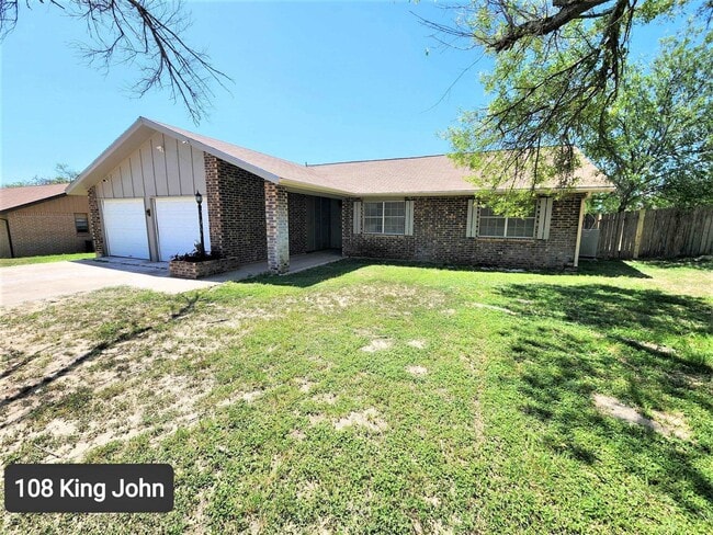 Building Photo - 108 King Johns Pl