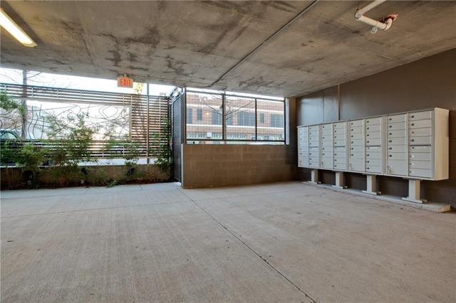 Building Photo - 1111 S Akard St