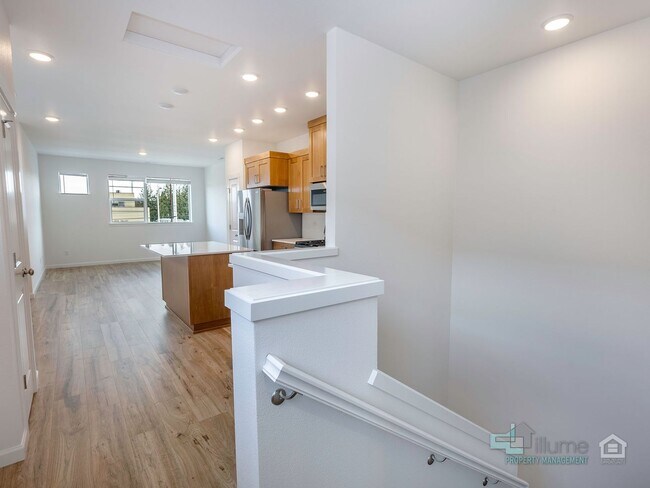 Building Photo - Brand New Beautiful 2-Bedroom, 2.5-Bathroom Home in Reed's Crossing