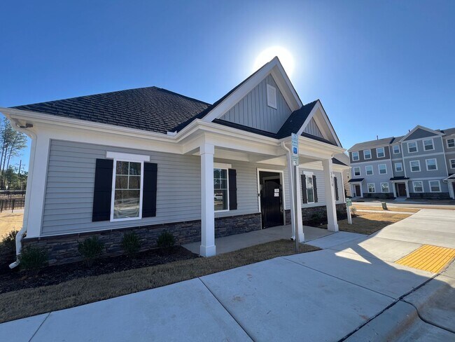 Building Photo - Stunning New Construction 3BD, 2.5BA End Unit Morrisville Townhome with Premier HOA Amenities in ...