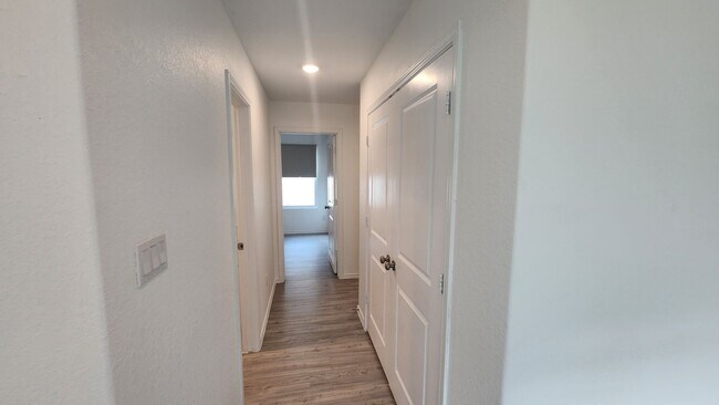 Building Photo - 2815 Charpak Dr