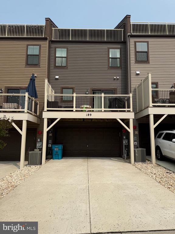 Building Photo - 189 Green Poplar Loop