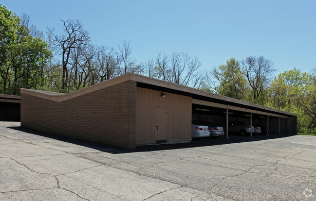 Building Photo - College Park Apartments