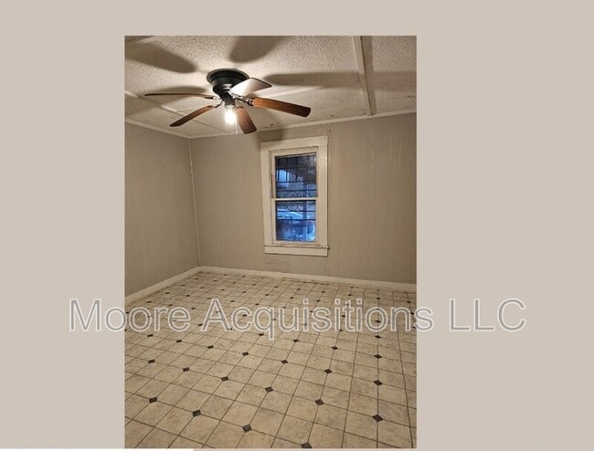 Building Photo - 1811 Nowlin St