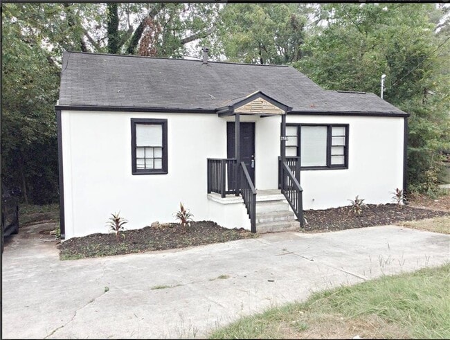 Primary Photo - 3510 E Ponce de Leon Ave