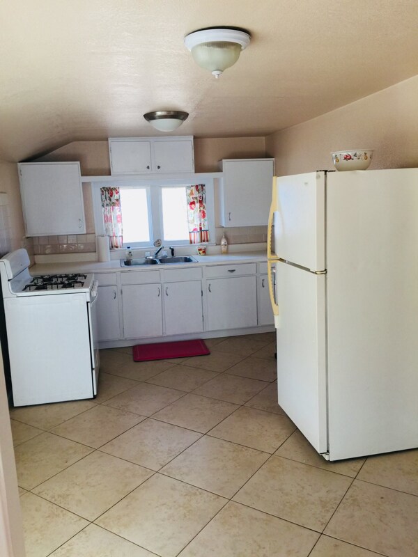 Building Photo - 39455 CA-79