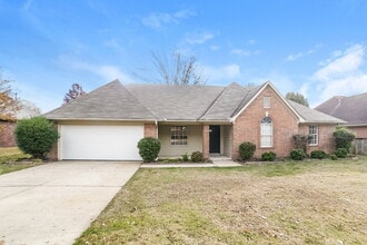Building Photo - 5618 Heather View Dr