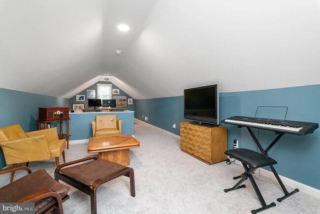 Building Photo - 3302 Orlando Ave