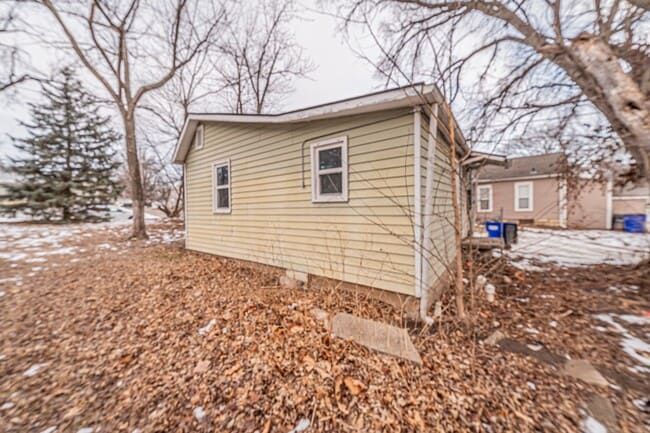 Building Photo - Please View 3D Virtual Walk-Through Before Scheduling a Showing