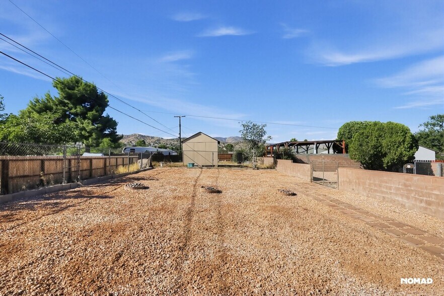 Building Photo - 38926 Sage Tree St