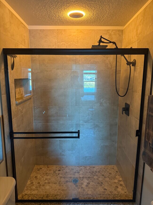 Building Photo - 9208 Hillcroft Dr