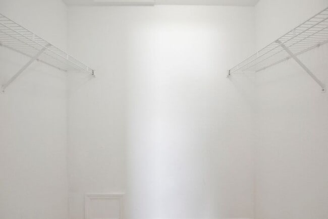 Building Photo - Beautiful 3/2 Spacious Home with a covered patio and a 2 Car Garage in Villa Homes Village - St C...