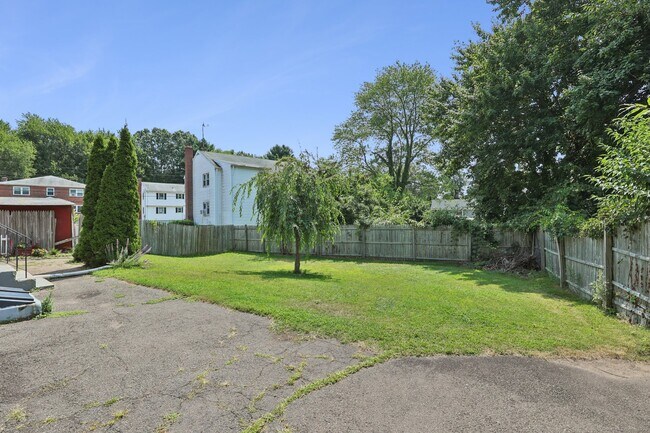 Building Photo - 37 Cumberland Rd