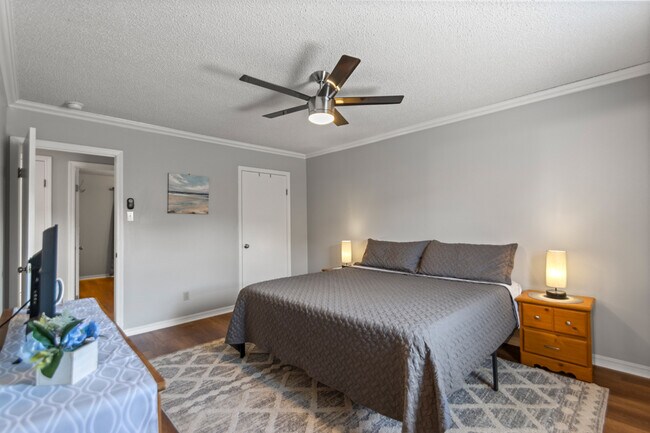 Building Photo - 106 Willow Grove Ct