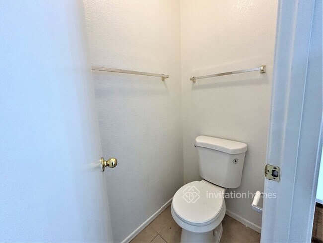 Building Photo - 18323 N 147th Dr