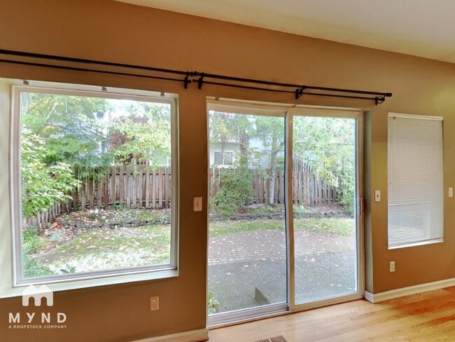 Building Photo - 24944 SE 43rd St