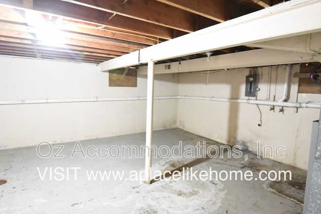 Building Photo - 8107 E 89th Ter