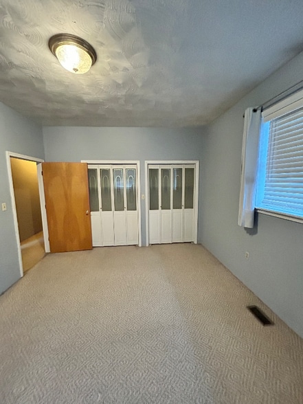 Building Photo - 251 1st Ave S