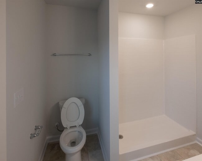 Building Photo - 484 Dinkins Dr