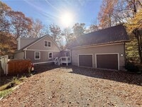 Building Photo - 1610 N Stonegate Dr