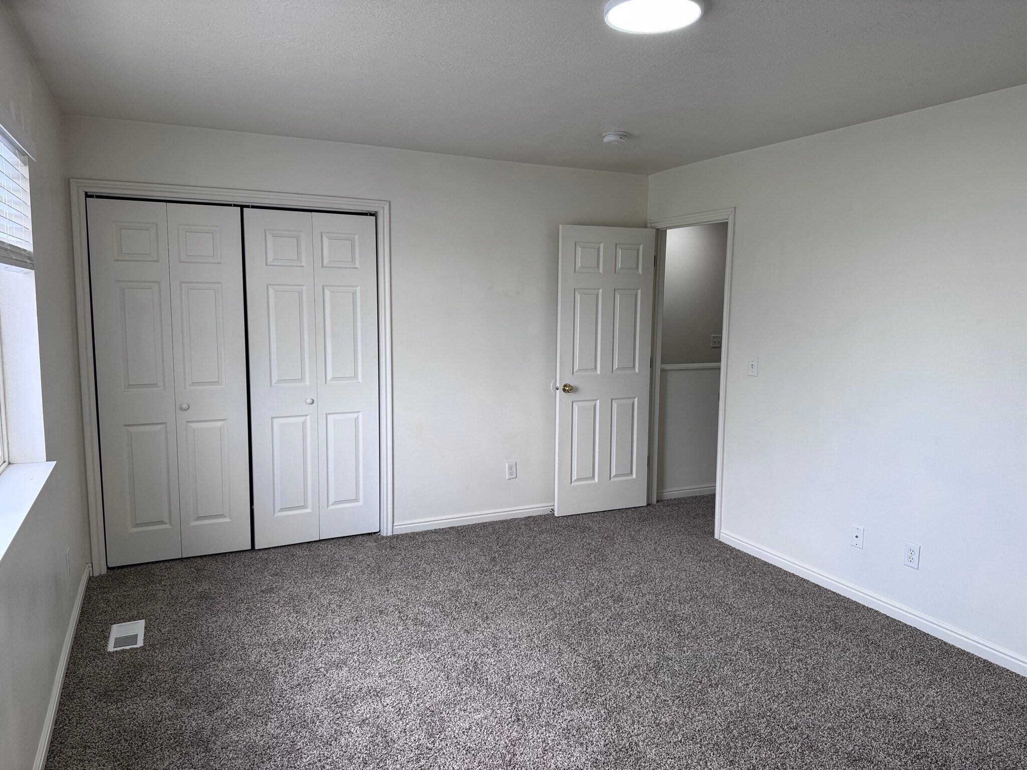 Building Photo - 2455 W 450 N