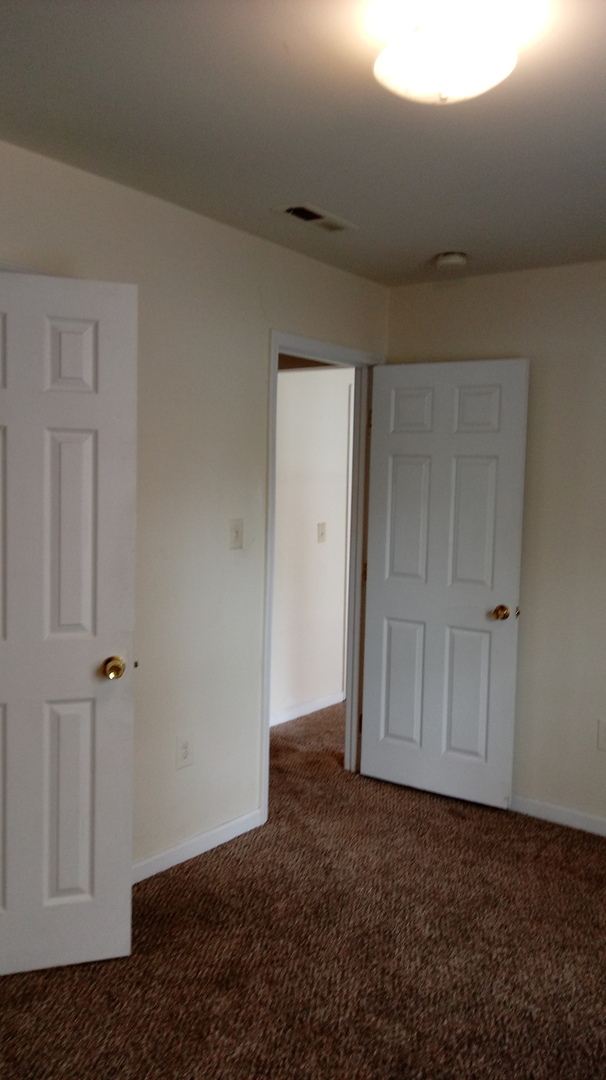 Building Photo - Save big money on this nice 2BR home!