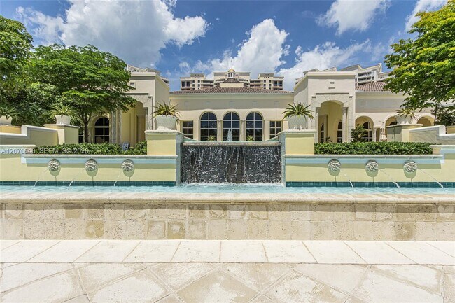 Building Photo - 731 Crandon Blvd