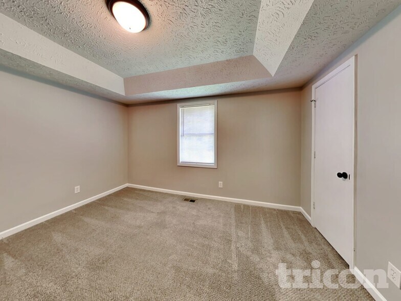 Building Photo - 3173 Rocky Point Ct