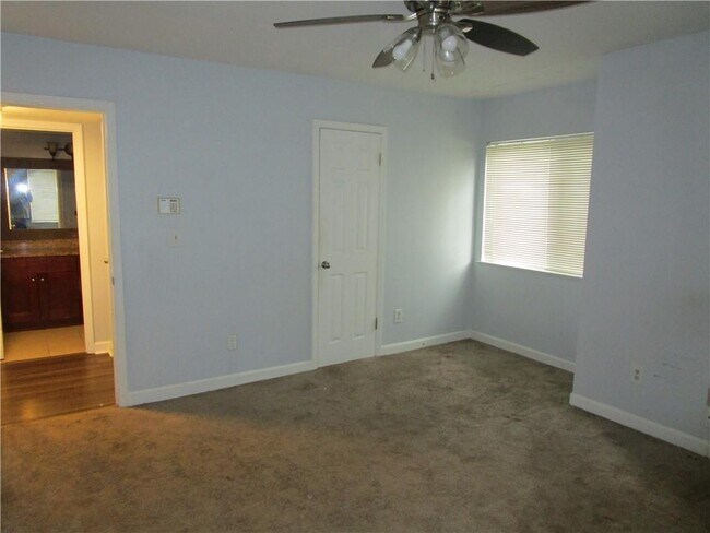 Building Photo - 4003 Wingate Way