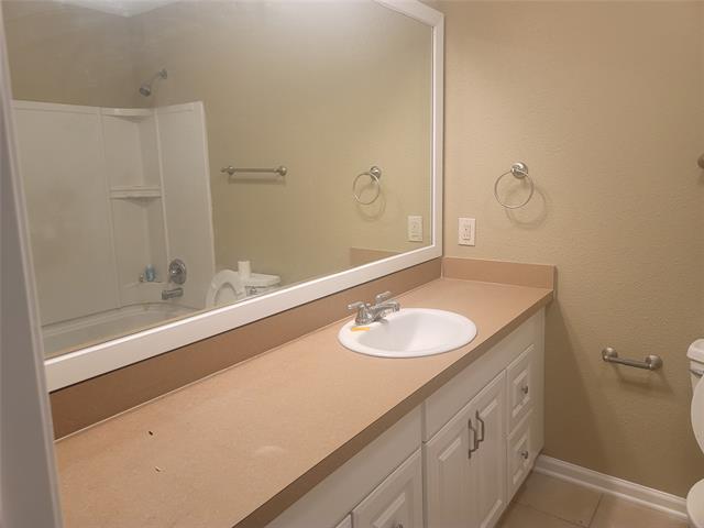 Building Photo - 106 Austin Stone Dr